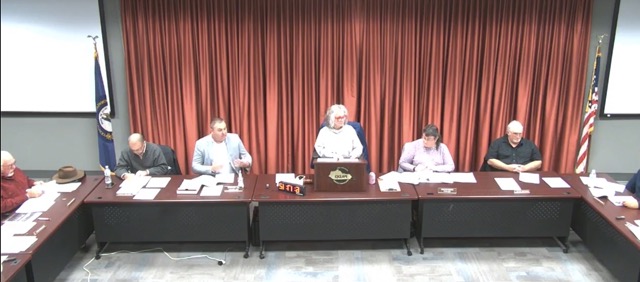 Mayfield City Council Passes First Reading of Ordinance