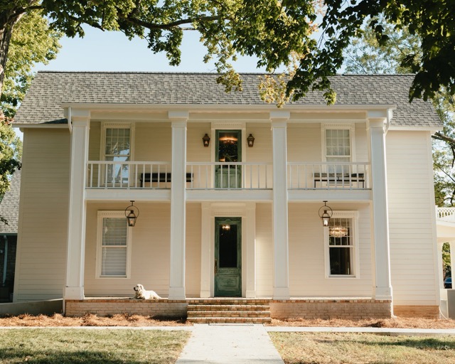 The Mayfield Community Woman’s Club Hosts Annual Tour of Homes